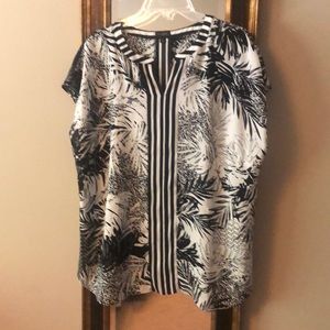 Talbot’s tropical tunic. Lightweight cap sleeve tunic length summer top.
